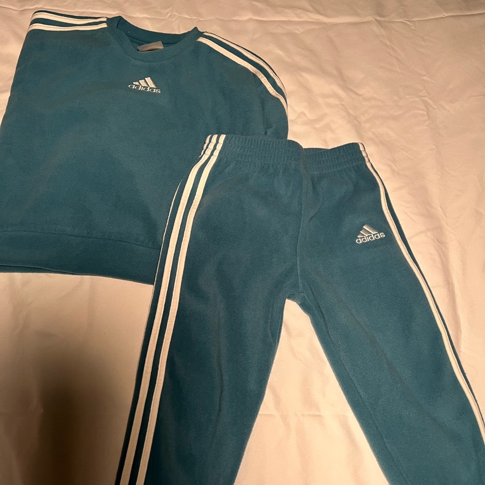 Adidas fleece turquoise sweatsuit size 24 months